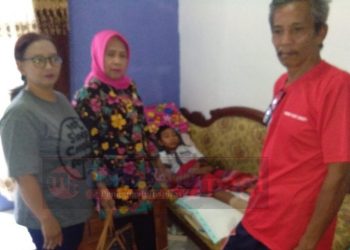 Anggota Komisi D DPRD Kota Malang, Hj. Retno Sumarah, SE, MM Beri Perhatian Konstituen