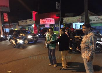Aksi Spontan Sutiaji, Saat Mengurai Kemacetan di Bundaran Jalan Bandung