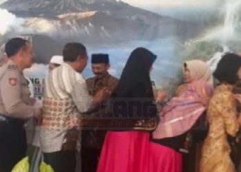 Jaga Persatuan Dan Kesatuan, Polsek Poncokusumo Bersama Warga Tolak Kekerasan Dan Aksi Kerusuhan