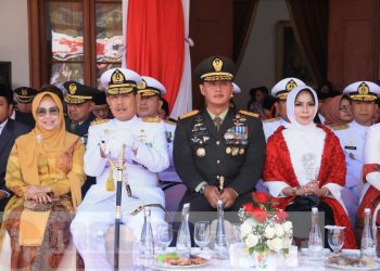 Pangdivif 2 Kostrad Hadiri Upacara HUT RI ke 74 di Surabaya