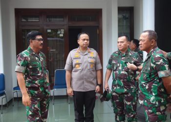 Kapolres Malang Turut Antar Rombongan Panglima TNI ke Lanud Abd. Saleh