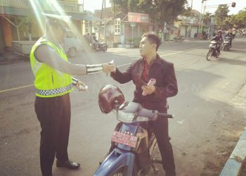 Satlantas Polres Sampang Gelar Razia, Motor Berplat Dinas Terjaring