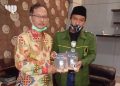 Barikade Gus Dur Kota Malang Mendapat Hadiah Buku dari Rektor UIN