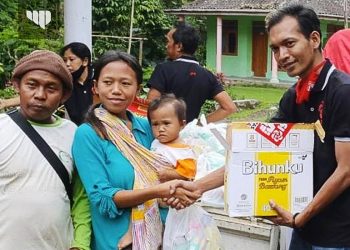 PSI Kota Malang Salurkan Bantuan Kepada Pengungsi Erupsi Semeru