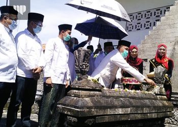 HUT Sampang Ke-397, Penyandang Disabilitas Mendoakan Bupati Sampang