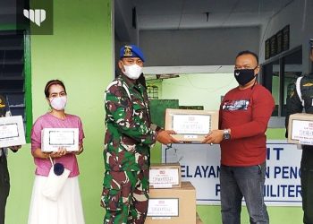 Peduli Bencana Alam, KSK Indonesia Salurkan Bantuan Melalui Denpom Divif 2 Kostrad