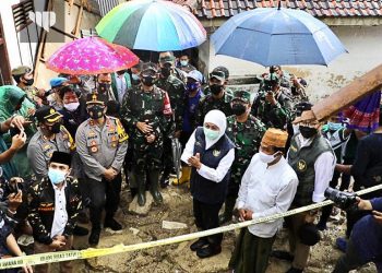 Forkopimda Jatim Tinjau Lokasi Longsor di Pamekasan