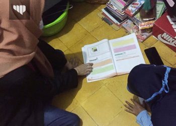 Mahasiswa Kelompok 70 PMM UMM Lakukan Pendampingan Belajar di Panti Asuhan Akhlakul Karimah Malang