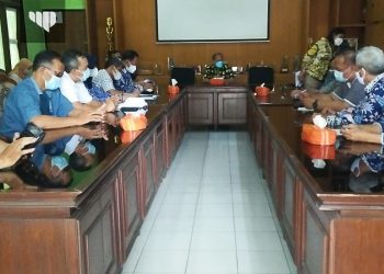 Abah Anton Turun Gunung, Hadiri Tasyakuran dan Berbagi Bersama Masyarakat