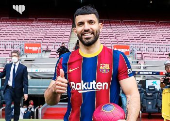 Aguero Diperkenalkan Sebagai Pemain Barcelona
