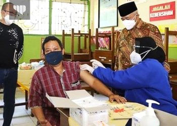 Bupati dan Wabup Malang Tinjau Vaksinasi Massal di Gondanglegi dan Pakis