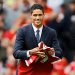 Manchester United Resmi Datangkan Raphael Varane