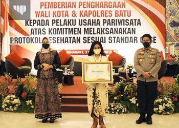 12 Pelaku Usaha Kota Batu Meraih Penghargaan CHSE