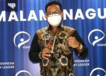 Sutiaji Raih Gelar Leader In Smart Governance dalam Program Indonesia Visionary Leader 2021
