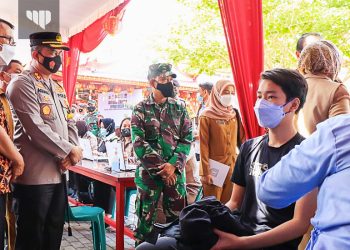 Dewanti Tinjau Pelaksanaan PKM di Kota Batu
