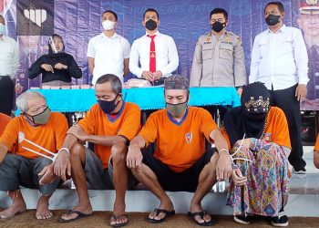 Satresnarkoba Polres Batu Musnahkan Barang Bukti Narkoba dan Ribuan Botol Miras