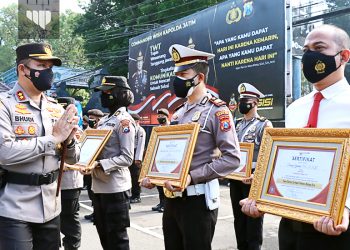Anggota Polresta Malang Kota Raih penghargaan 15 Top Inovasi Pelayanan Publik 2021 dari Kemenpan RB