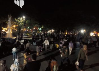 Kurang Pengawasan, Pengunjung Alun-Alun Batu Membeludak