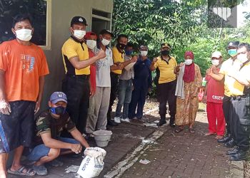 Polsek Sukun dan Warga Bangun Rumah Bagi Lansia