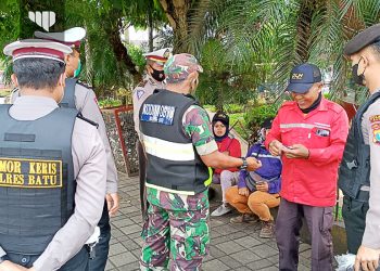 Tim Pamor Keris Polres Batu Terus Gencarkan Sosialisasi Prokes