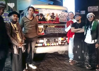 Roadshow Santri Jalanan, Sampaikan Ayat Lewat Nada