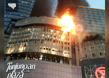 Breaking News: Tunjungan Plaza 5 Surabaya Terbakar Hebat