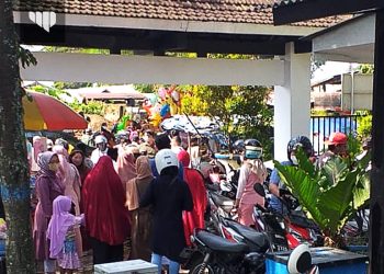 Hari H Idulfitri 1443 H, TPU Samaan Jadi Lautan Peziarah