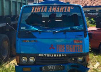 Laka Lantas Truk Tangki Air Vs Pengendara Motor di Sampang Makan Korban Jiwa