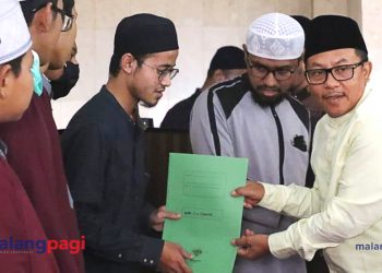 Sutiaji Kukuhkan Gerbang Kampung Qur’an Wijaya Kusuma