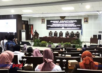 Walikota Malang Berikan Jawaban Atas Pandangan Umum Fraksi terhadap Perubahan APBD 2022