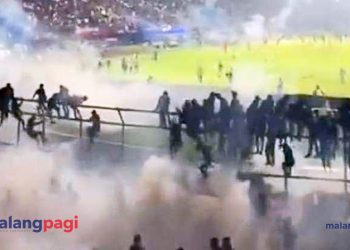 Kerusuhan Pasca Kalah Lawan Persebaya, Puluhan Suporter Arema Tewas