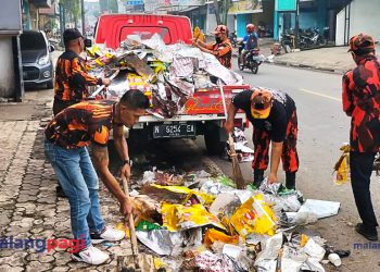 Pemuda Pancasila Dampit Soroti Lambannya Penanganan Sampah Usai Kirab Budaya