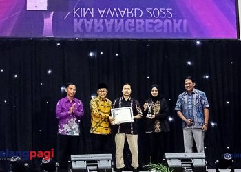 Kelurahan Karangbesuki Sabet Predikat Terbaik Pertama Kim Award 2022