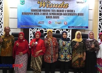 Walikota Batu Resmikan Gedung Balai RW 6 Kelurahan Sisir