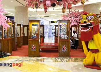 Museum Gubug Wayang Tampilkan Wayang Potehi 12 Shio dan Barongsai, Pukau Pengunjung Tunjungan Plaza 6