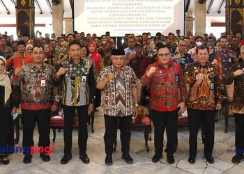Bupati Malang Buka Paralegal Juctice Award Bagi Lurah dan Kades