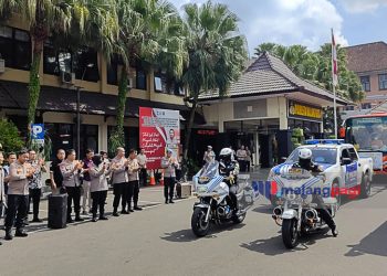 Kapolresta Malang Kota Berangkatkan Peserta Balik Mudik Gratis Tujuan Semarang dan Jakarta
