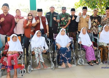 Bupati Malang Kunjungi Panti Wreda Husnul Khotimah Kasembon