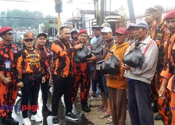 Jumat Berkah di Bulan Ramadan, Pemuda Pancasila Bagikan 150 Paket Sembako