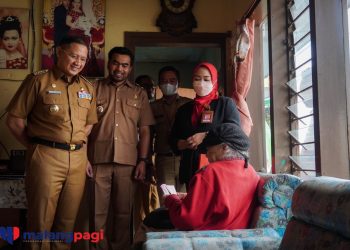 Dinsos Kota Batu Salurkan BLT Inflasi Tahap II untuk Lansia dan Penyandang Disabilitas