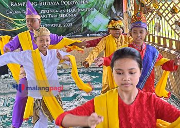 KBP Lestarikan Tradisi Riyayan Kupatan Lewat Kartini Menari