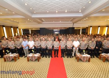 Kapolresta Malang Kota Terima Penghargaan Pelayanan Prima Terbaik