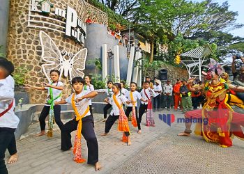 Festival Kali Brantas II, Kampung Putih Klojen Kampanyekan Bersih Kaliku Putih Kampungku