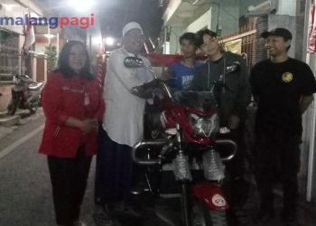Anggota DPRD Kota Malang Nurul Setyowati Serahkan Pokir ke RW 01 Kelurahan Tasikmadu