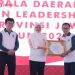 Walikota Sutiaji Terima Penghargaan Green Leadership