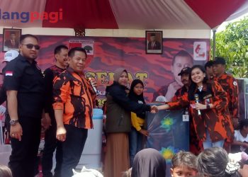 Peringati HUT PP Ke-64, PAC PP Pagelaran Gebyar Jalan Sehat dan Santunan Anak Yatim