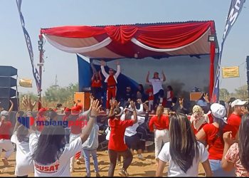 Puncak Acara Bazaar UMKM, Gemasaka Desa Karangwidoro Gelar Senam KJS dan Pengobatan Gratis