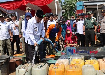 Sanusi Perintahkan Perumda Tirta Kanjuruhan Bantu Warga Terdampak Krisis Air Bersih