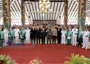 Sanusi Lantik 7 Kepala Desa Terpilih PAW