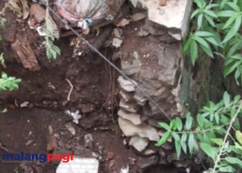Dampak Cuaca Buruk, Pelengsengan di Kota Batu Longsor